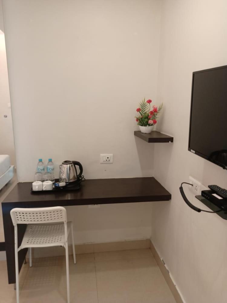 מייזור Yuvraj Palace Inn מראה חיצוני תמונה
